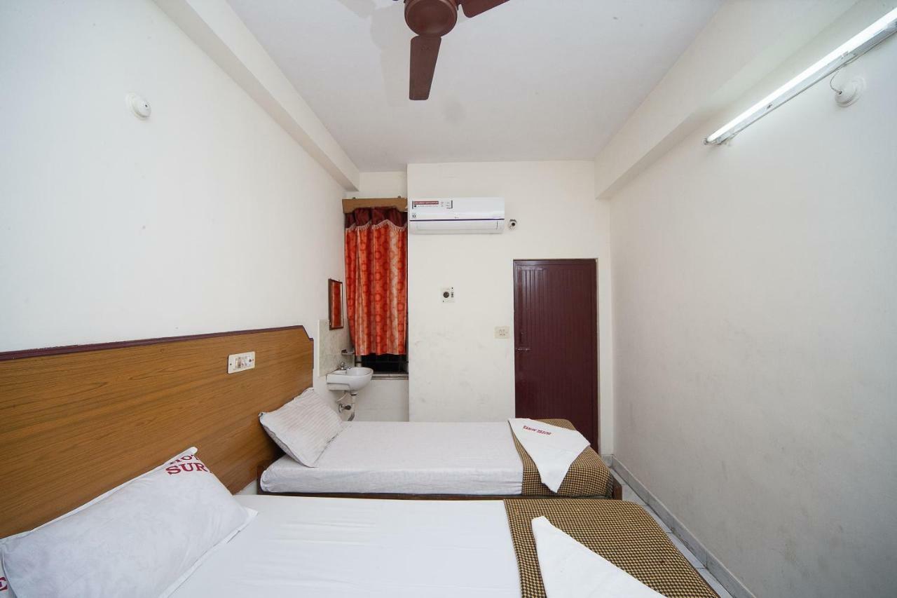 สปอต ออน 38565 โฮเต็ล สุริยา ทิรุเพ็ญคธรรม สตรีท Hotel เชนไน ภายนอก รูปภาพ