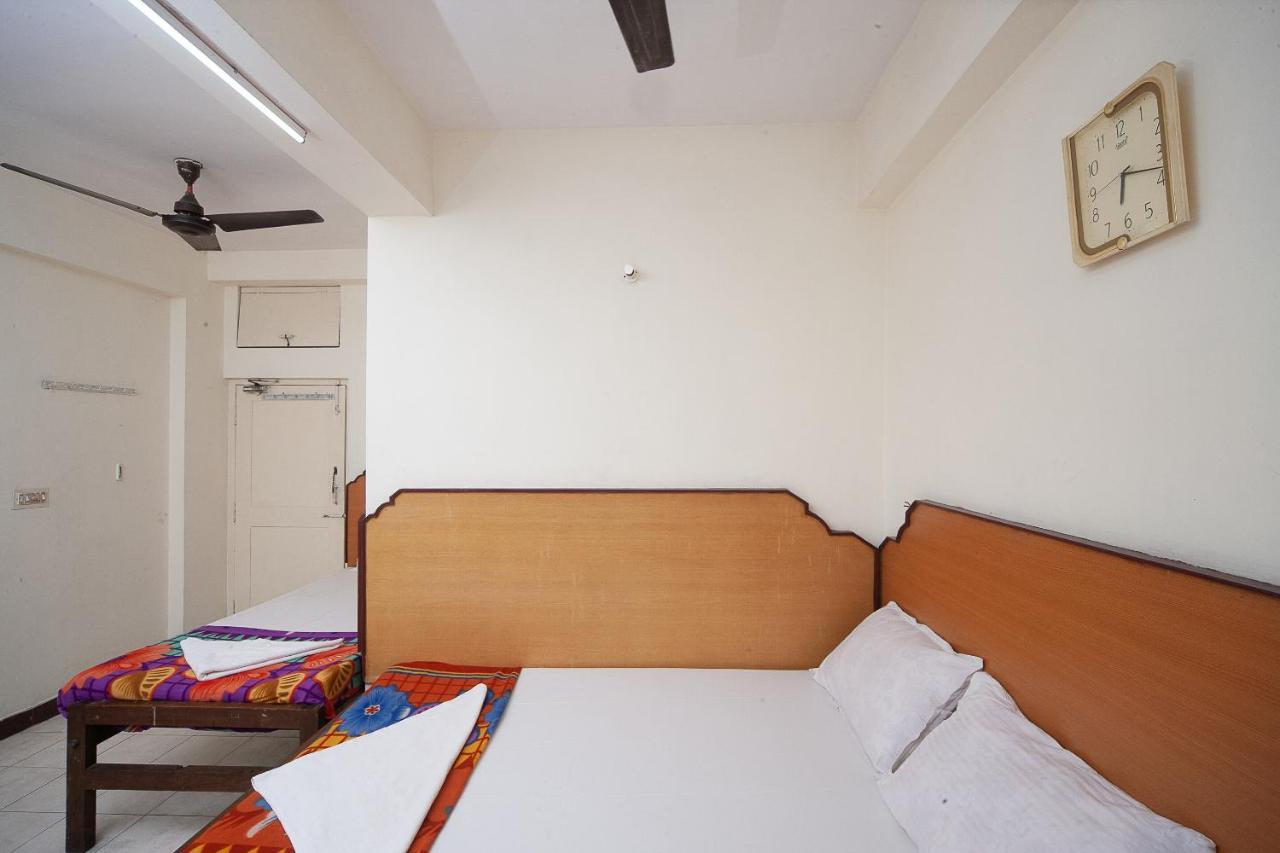 สปอต ออน 38565 โฮเต็ล สุริยา ทิรุเพ็ญคธรรม สตรีท Hotel เชนไน ภายนอก รูปภาพ