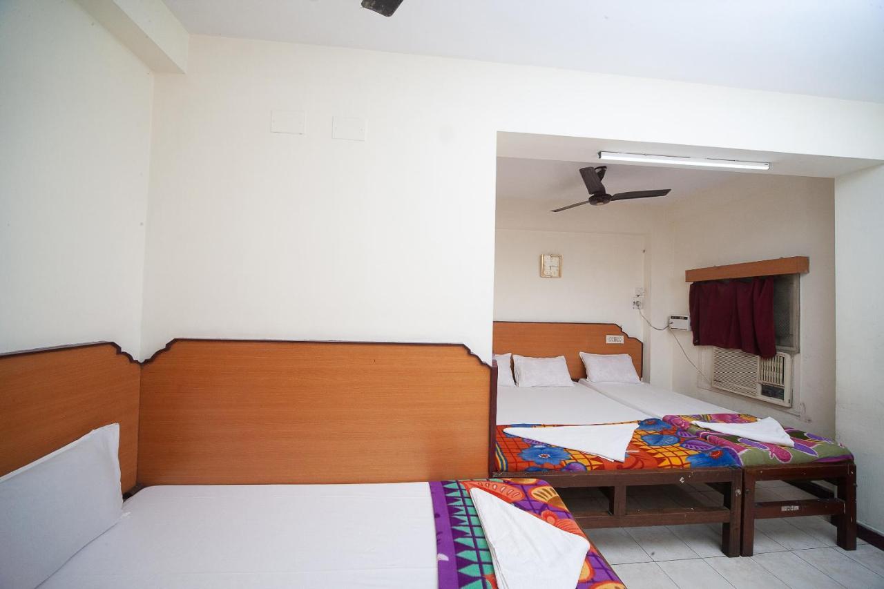 สปอต ออน 38565 โฮเต็ล สุริยา ทิรุเพ็ญคธรรม สตรีท Hotel เชนไน ภายนอก รูปภาพ